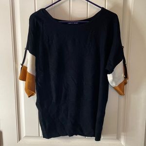 Short sleeve sweater from Cable & Guage